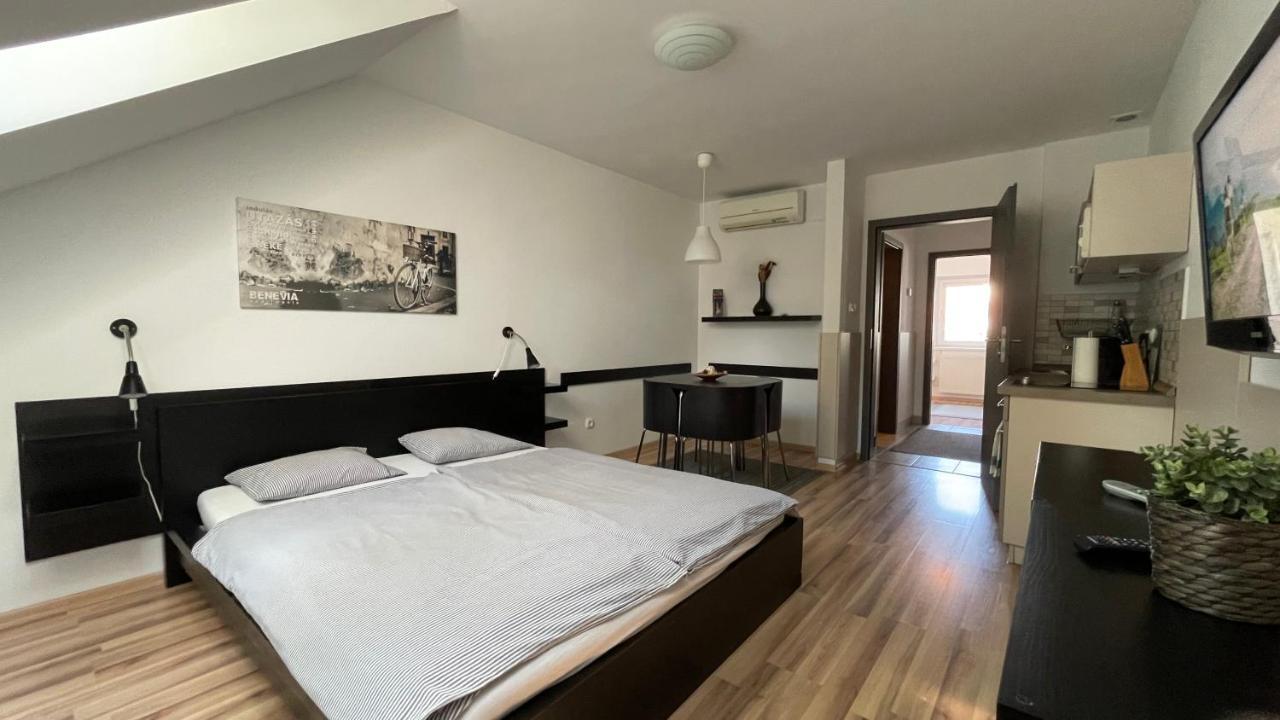 Benevia Apartments Pecs Ngoại thất bức ảnh